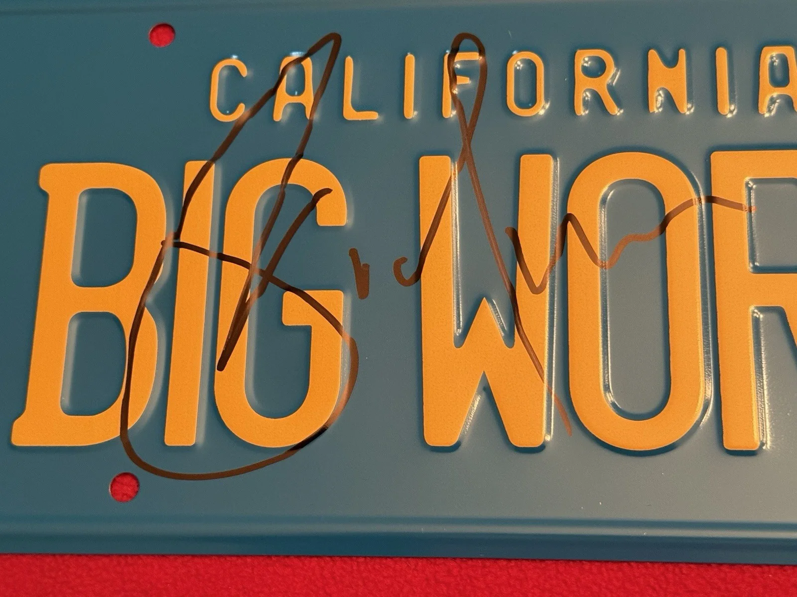 FAIZON LOVE — FAIZON LOVE BIG WORM FRIDAY Signed LICENSE PLATE Beckett COA BS31466, image 2