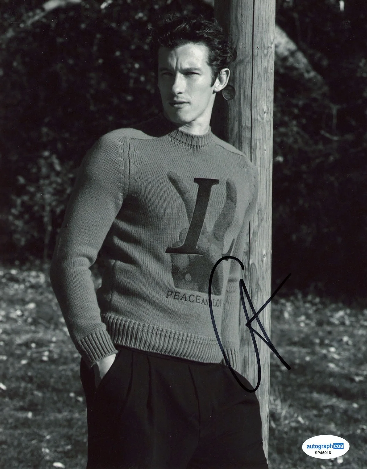 Callum Turner — Callum Turner signed Autographed 8x10 Photo JAMES BOND Hot SEXY b ACOA COA, изображение 3