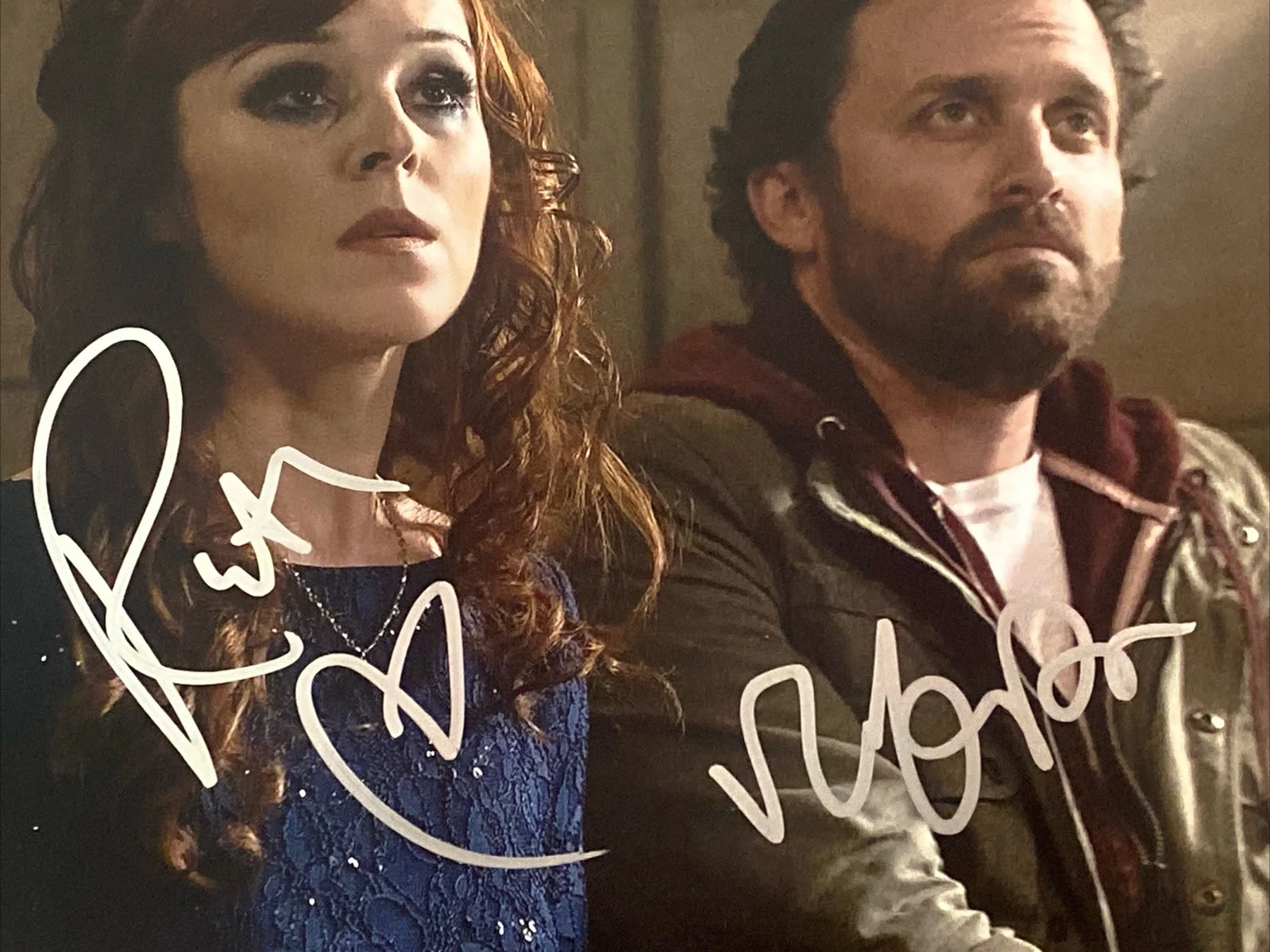 Ruth Connell, Rob Benedict — Ruth Connell & Rob Benedict Autographed 8x10 Photo Supernatural Rowena Chuck, изображение 2
