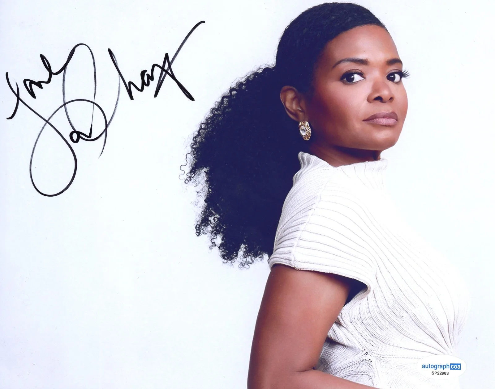 LaChanze — LaChanze "Summer: The Donna Summer Musical" AUTOGRAPH Signed 8x10 Photo ACOA