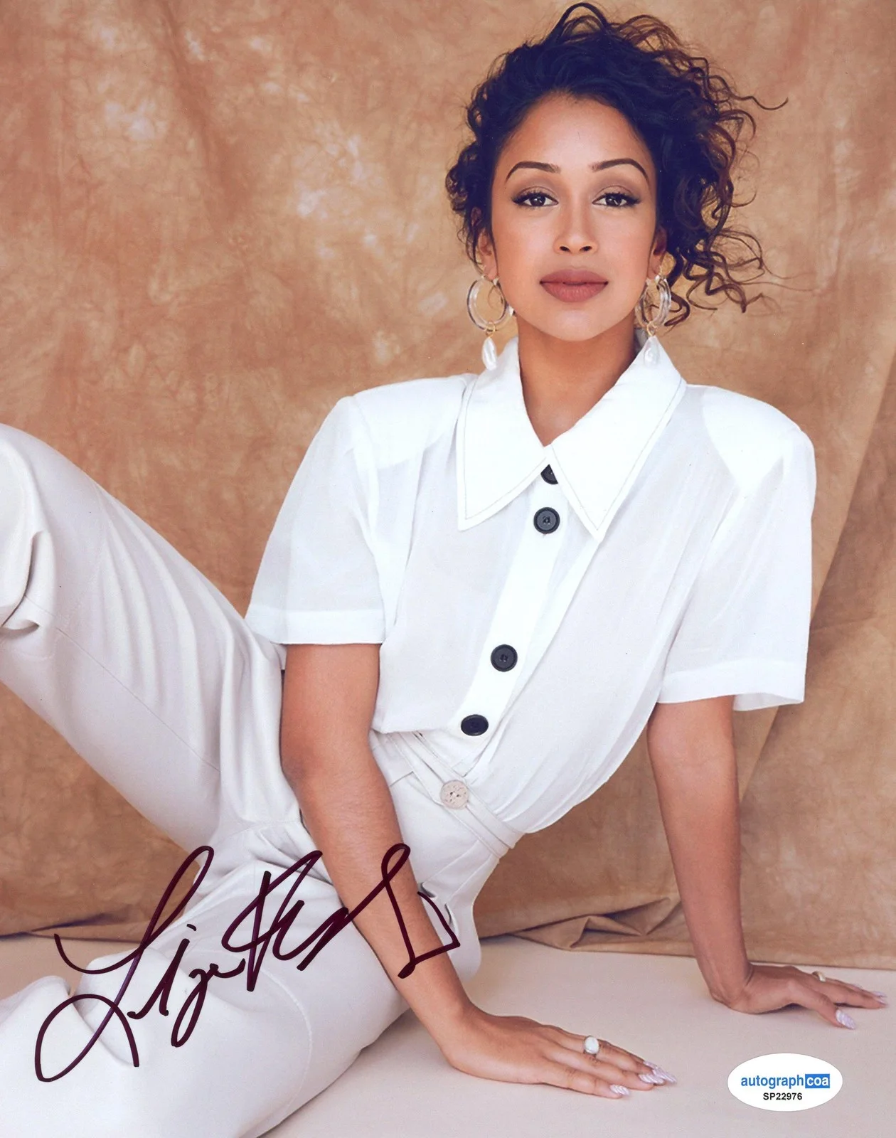 Liza Koshy — Liza Koshy "Work It" AUTOGRAPH Signed Autographed 8x10 Photo ACOA