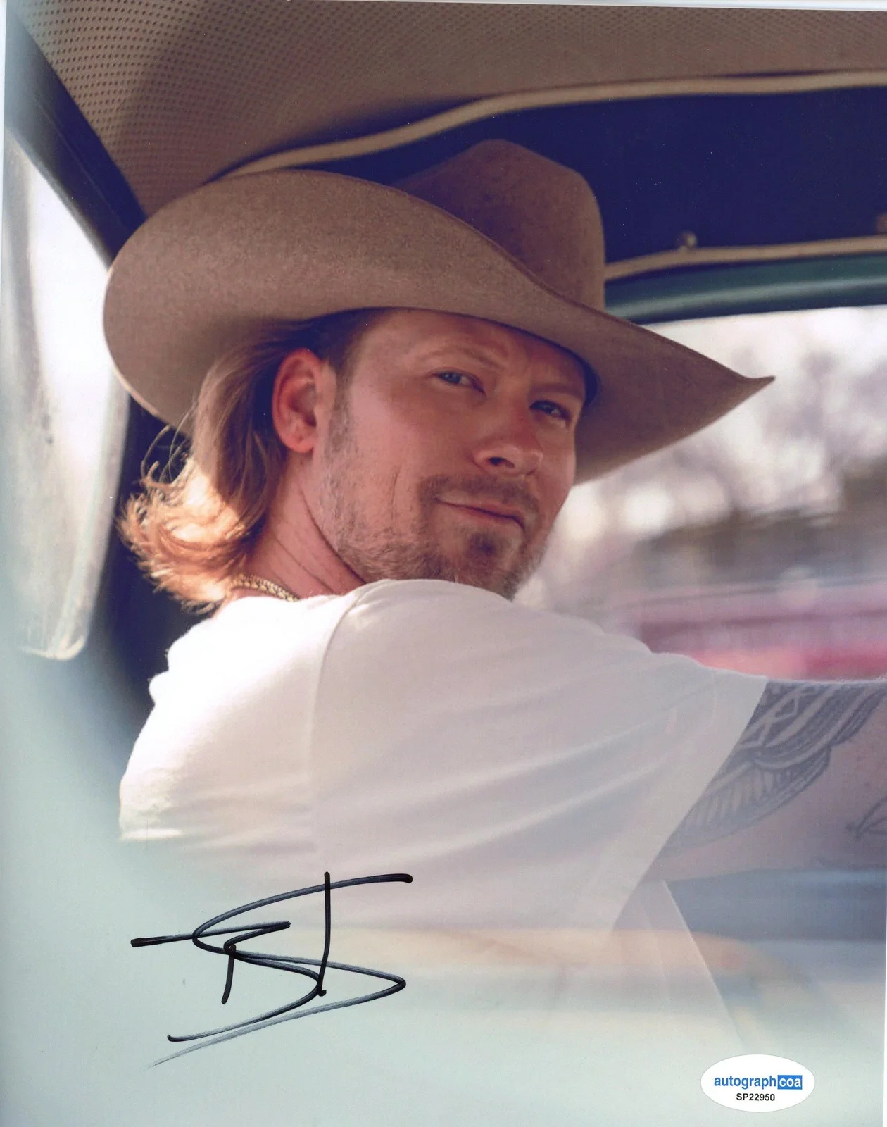 Brian Kelley — Brian Kelley "Florida Georgia Line" AUTOGRAPH Signed 8x10 Photo D ACOA