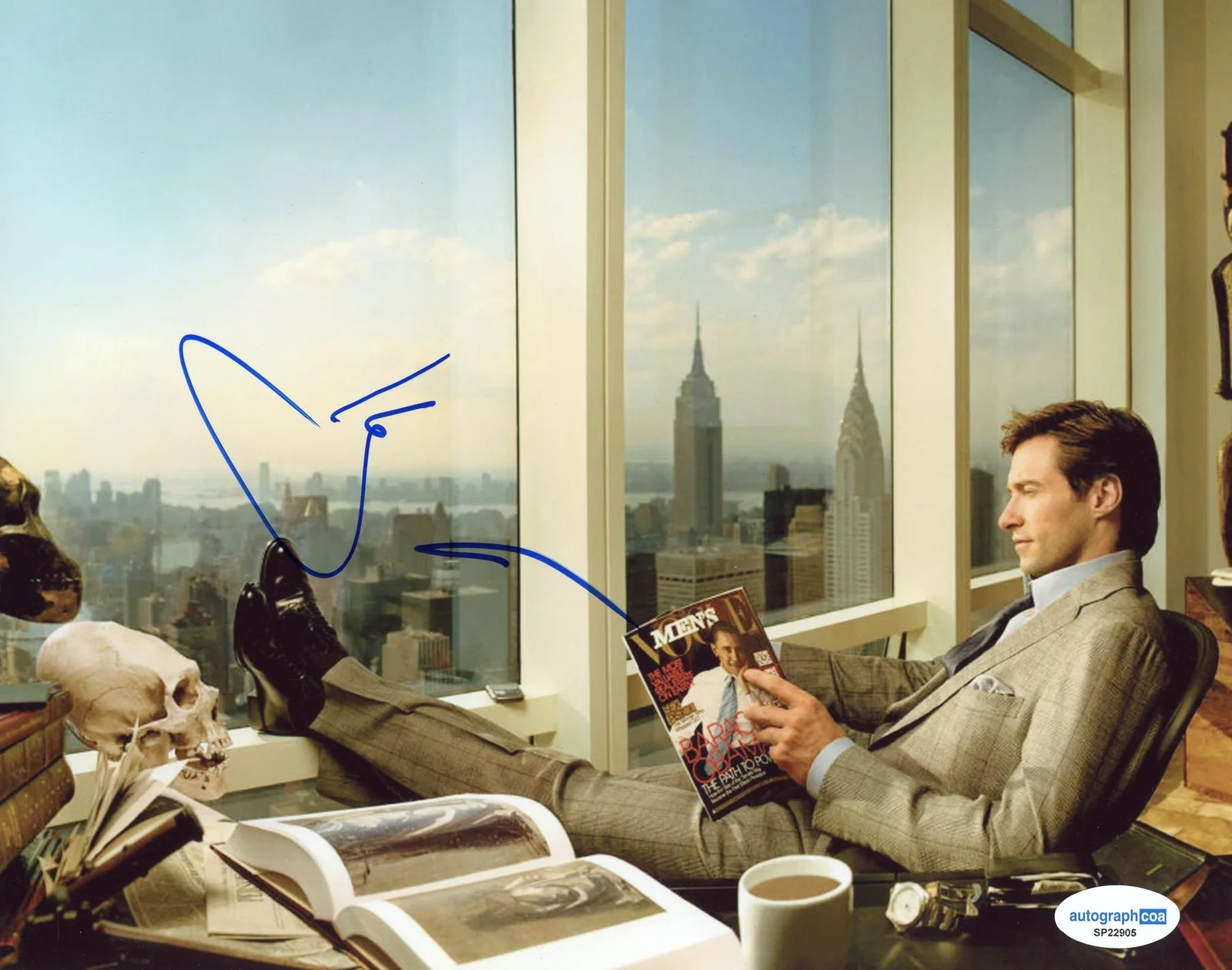 Hugh Jackman — Hugh Jackman "The Greatest Showman" AUTOGRAPH Signed Autographed 8x10 Photo ACOA