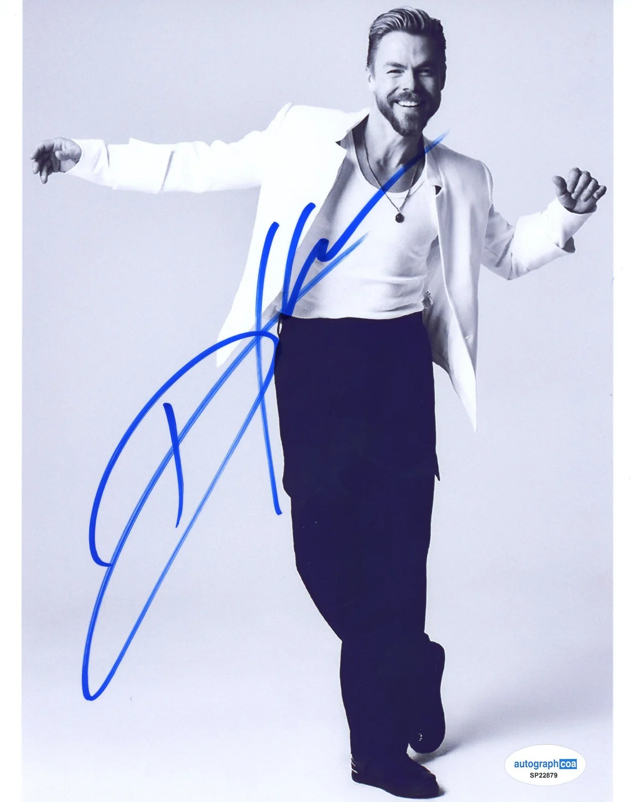 Derek Hough — Derek Hough "Dancing with the Stars" AUTOGRAPH Signed 8x10 Photo F ACOA