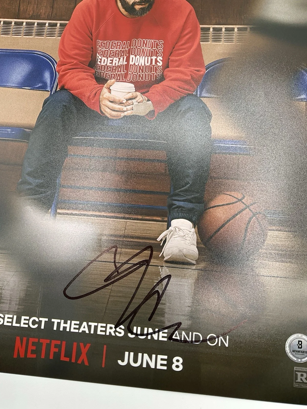 Adam Sandler — Adam Sandler signed 12x18 BAS Hustle signed photo Adam Sandler signed photo SNL, изображение 2