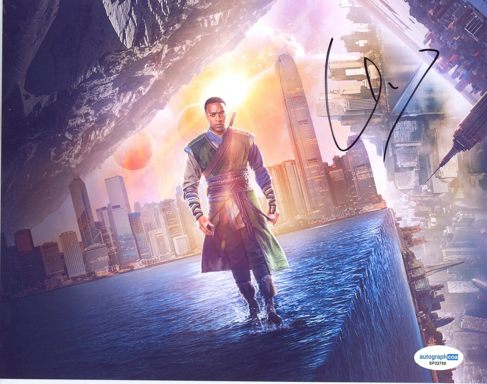 Chiwetel Ejiofor — Chiwetel Ejiofor "Doctor Strange" AUTOGRAPH Signed 'Mordo' 8x10 Photo C ACOA