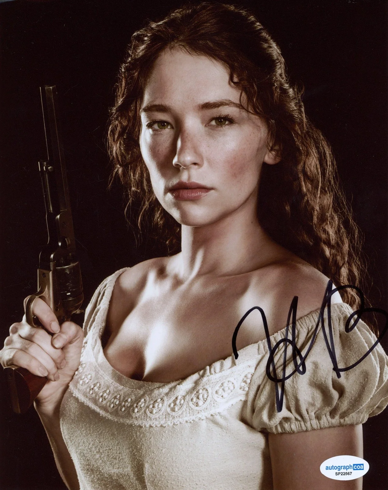 Haley Bennett — Haley Bennett "The Magnificent Seven" AUTOGRAPH Signed 'Emma' 8x10 Photo ACOA