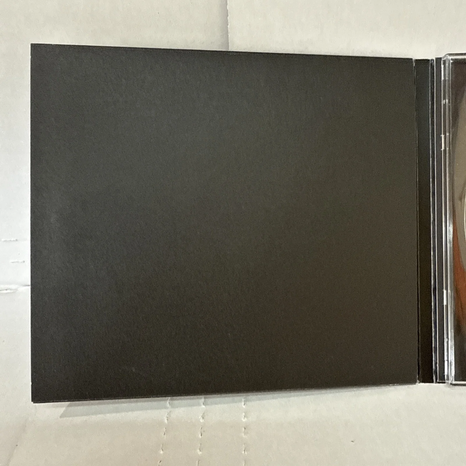 Cigarettes After Sex Signed Autograph X’s with CD [IN HAND] 🆕 ✍️, изображение 3