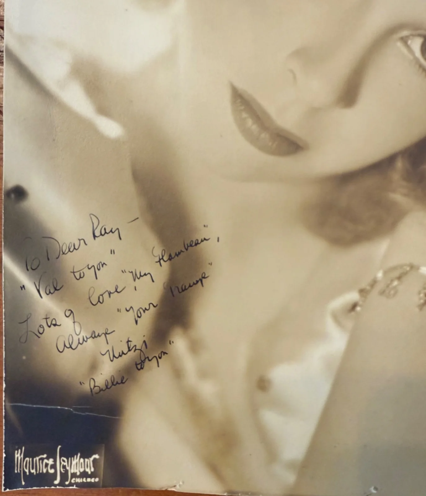 Mitzi Gaynor — Mitzi Gaynor Vintage Signed Stunning Oversize Studio Portrait, image 2