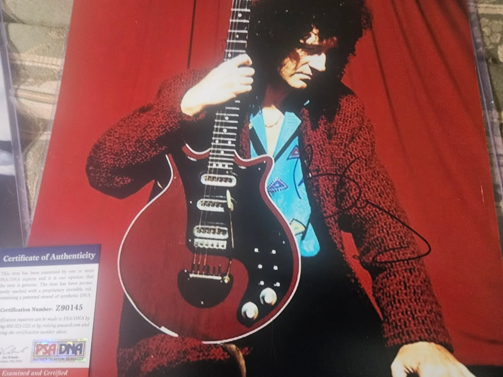 QUEEN Guitarist Brian May autographed 11x14 photo PSA DNA Certified, image 2