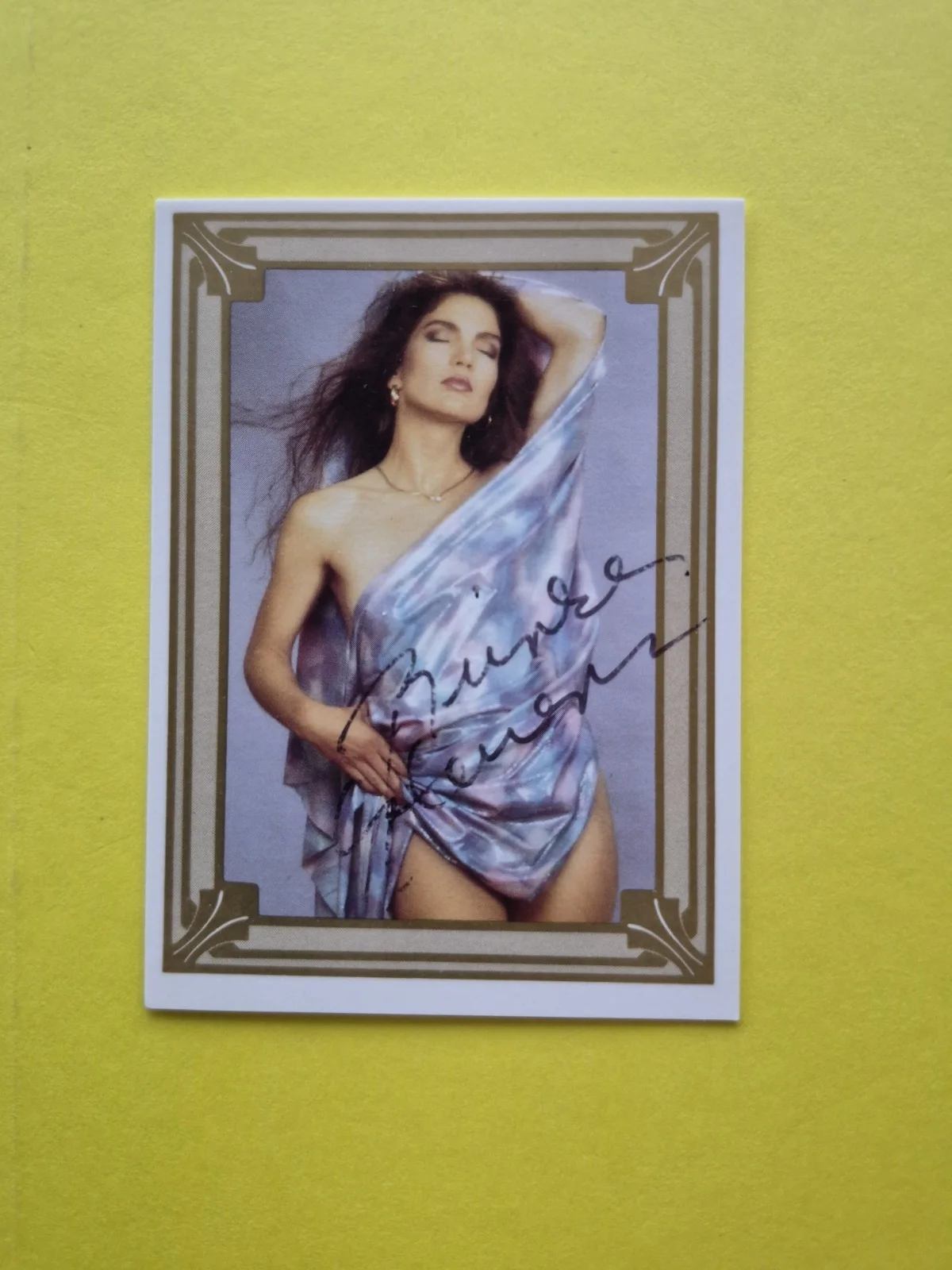 Brinke Stevens — Brinke Stevens, Scream Queen Trading Card, No Inscription. Signed, Autographed