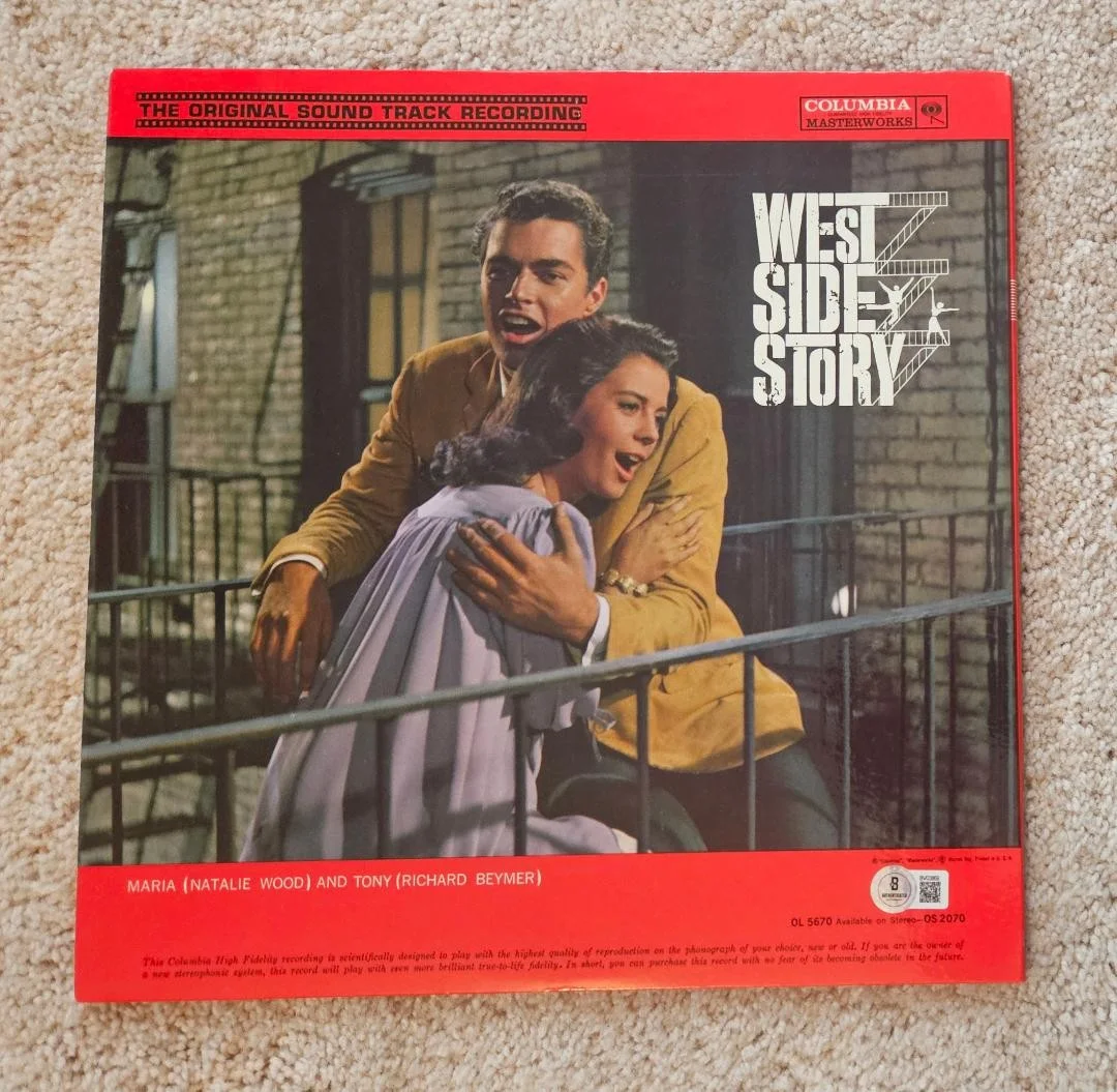 Rita Moreno — RITA MORENO SIGNED RECORD ALBUM WEST SIDE STORY AUTO BECKETT BAS BV03869, изображение 3