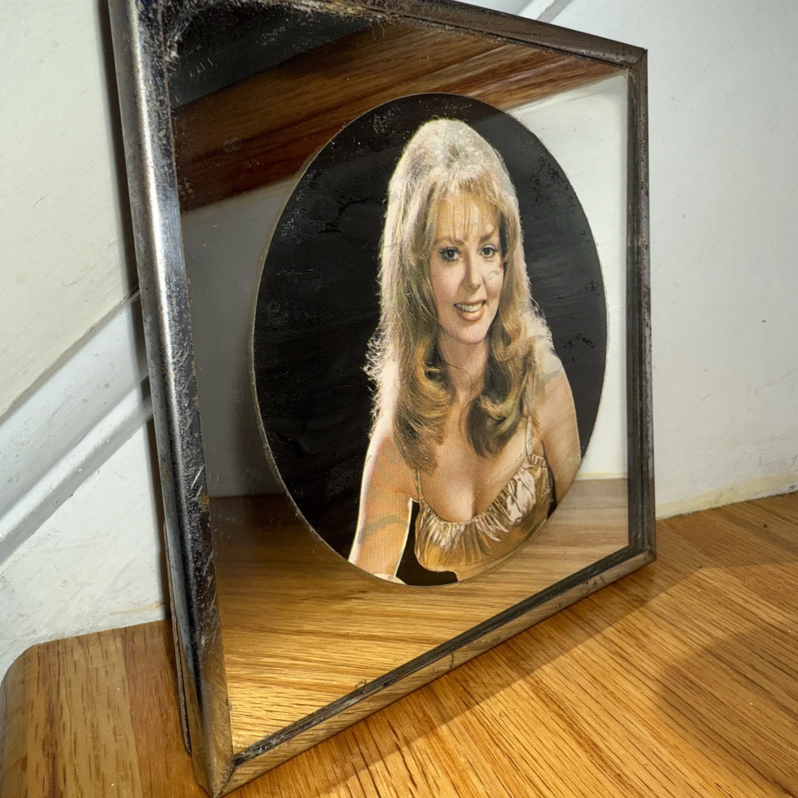 Sexy June Lockhart LOST IN SPACE Original Mirror Picture WithChrome Frame 5”x5”, изображение 4