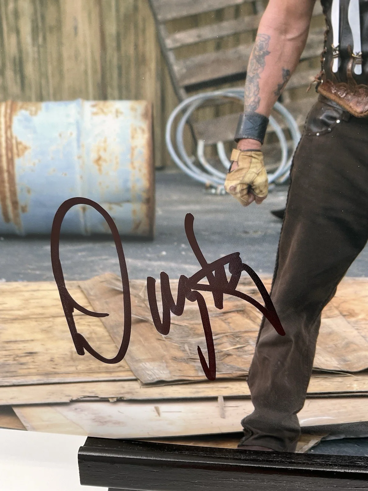 Danny Trejo — Danny Trejo signed 8x10 Machete signed 8x10 Danny Trejo signed photo SWAU auto, image 2