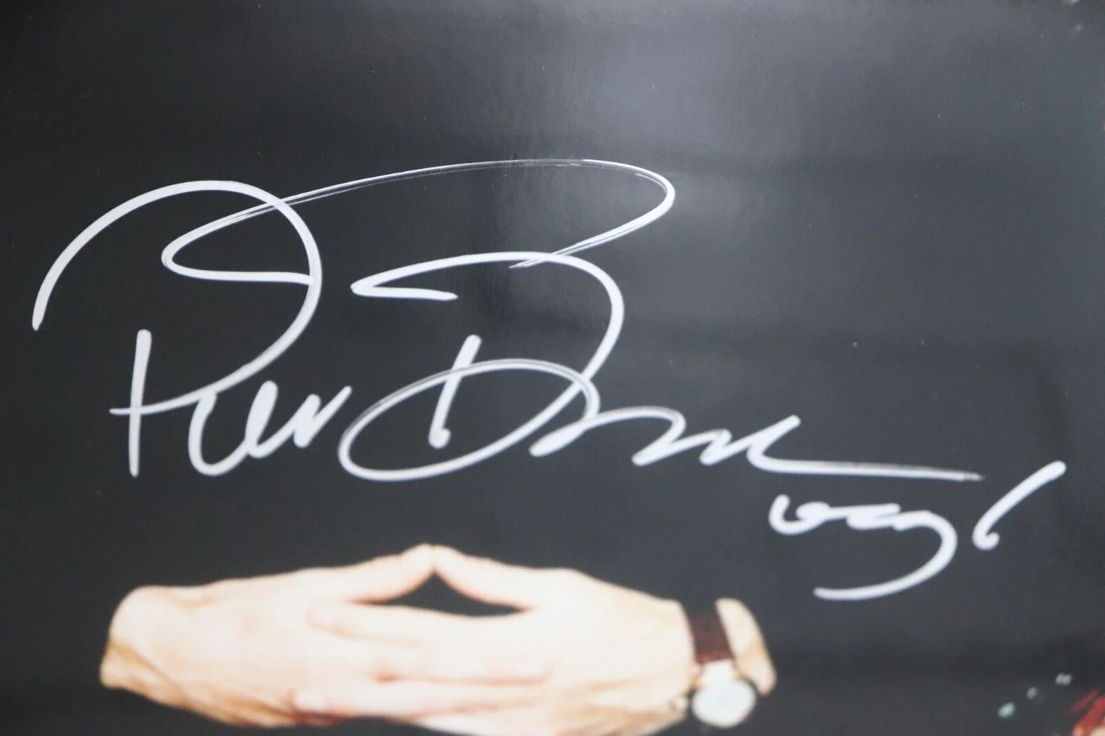Pierce Brosnan — James Bond Pierce Brosnan Autographed Signature 8x10 Picture + 1999 Program C1, image 3