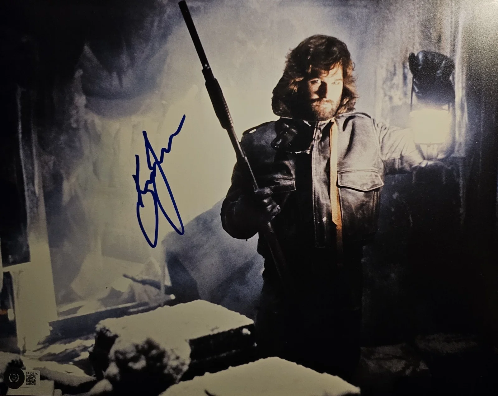 Kurt Russell — KURT RUSSELL SIGNED AUTOGRAPH 11X14 JOHN CARPENTER'S THE THING BECKETT BAS