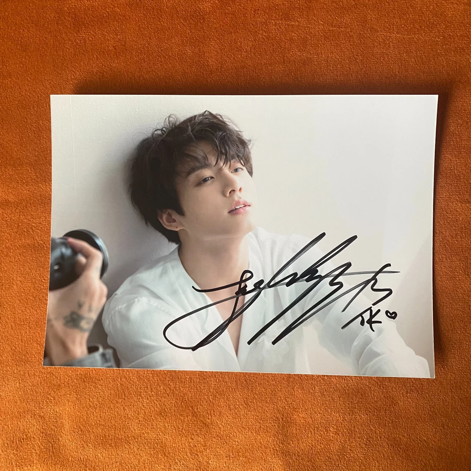BTS JUNG KOOK AUTOGRAPHED SIGNED PHOTO LOVE YOURSELF 转 TEAR K-POP 5*7 2022, изображение 3