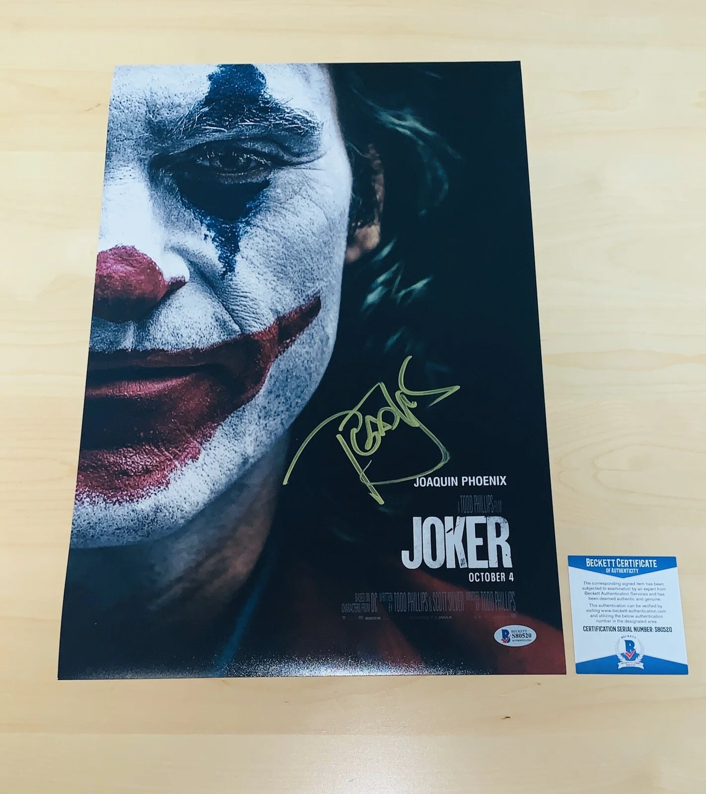 Todd Phillips — DIRECTOR TODD PHILLIPS SIGNED JOKER SET OF 3 12x18 PHOTOS BECKETT CERTIFIED, изображение 3