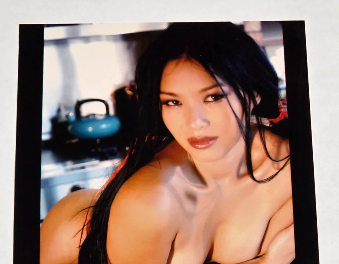 LINDA TRAN — LINDA TRAN 2 x SIGNED INSCRIBED AUTOGRAPHED 8 x 10 PHOTO COA auto