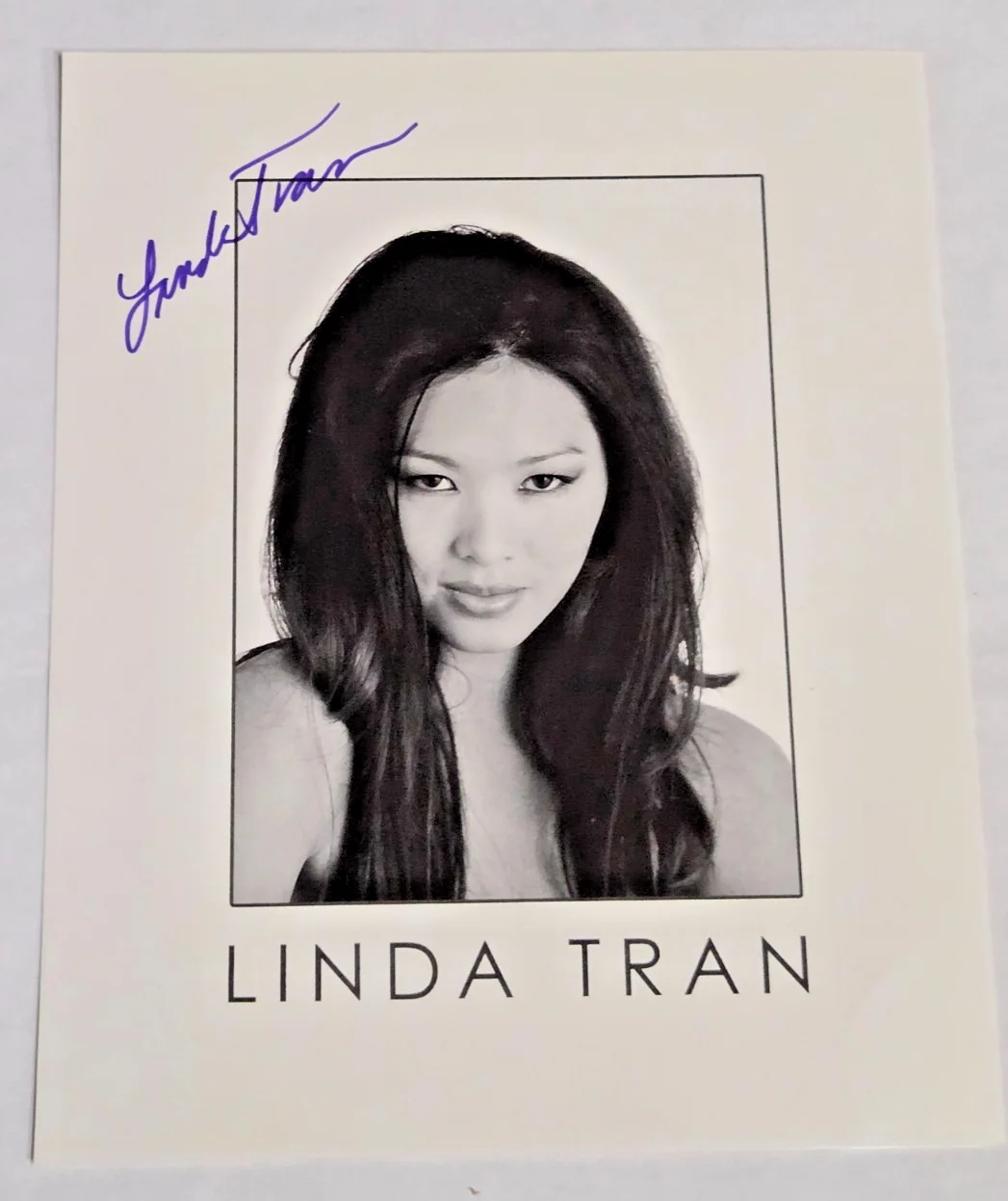 LINDA TRAN — LINDA TRAN 2 x SIGNED INSCRIBED AUTOGRAPHED 8 x 10 PHOTO COA auto, изображение 3