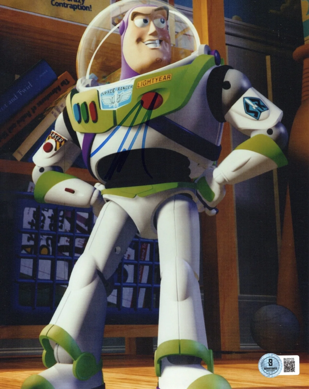Tim Allen — Tim Allen BUZZ LIGHTYEAR Autographed Signed TOY STORY 8x10 Photo Beckett BAS
