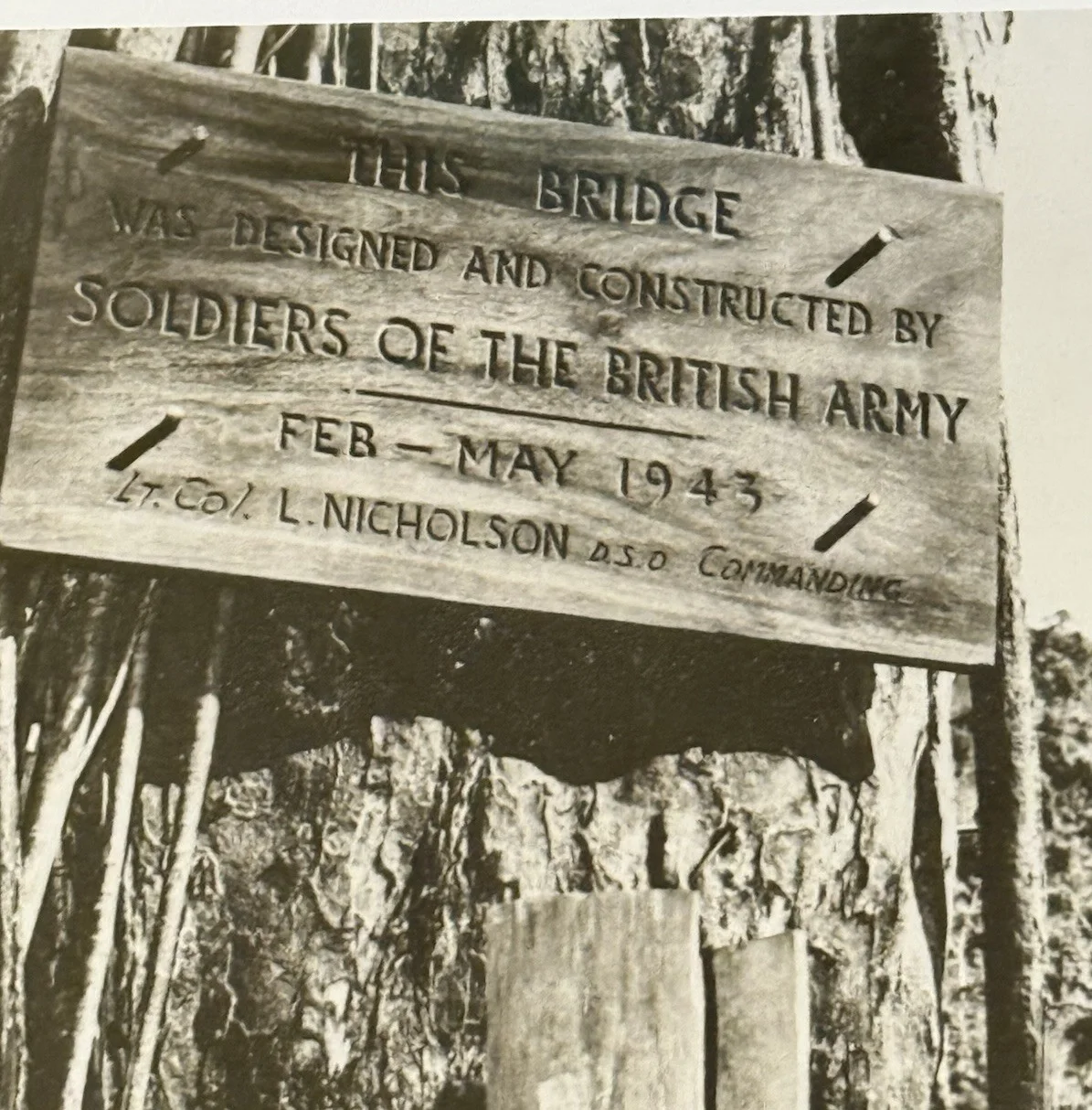 Sir Alec Guinness — Alec Guinness Hand Signed Bridge Over The River Kwai Black And White 10x8 w/COA, изображение 4
