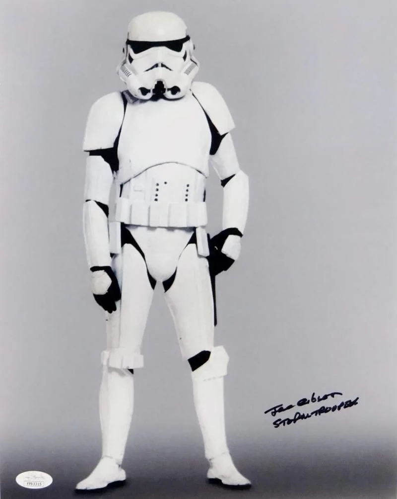 Syd Wragg — Joe Gibson Autographed Full Body 11x14 Photo w/ Stormtrooper - JSA Auth *Black, изображение 4