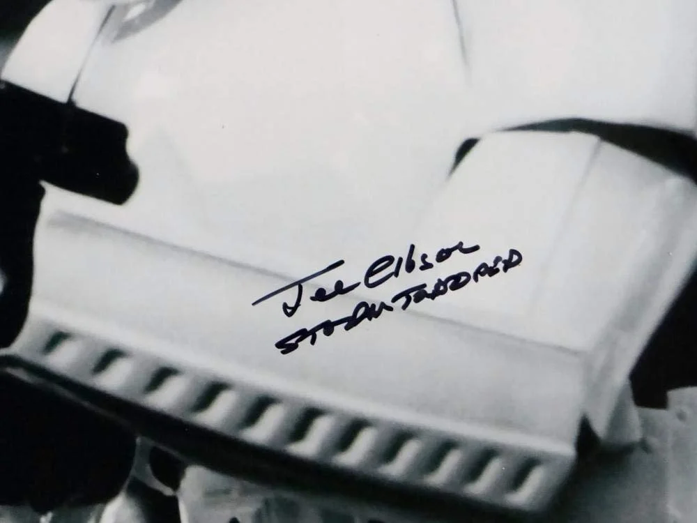 Syd Wragg — Joe Gibson Autographed 11x14 Firing Gun Photo w/ Stormtrooper - JSA Auth *Black, изображение 5