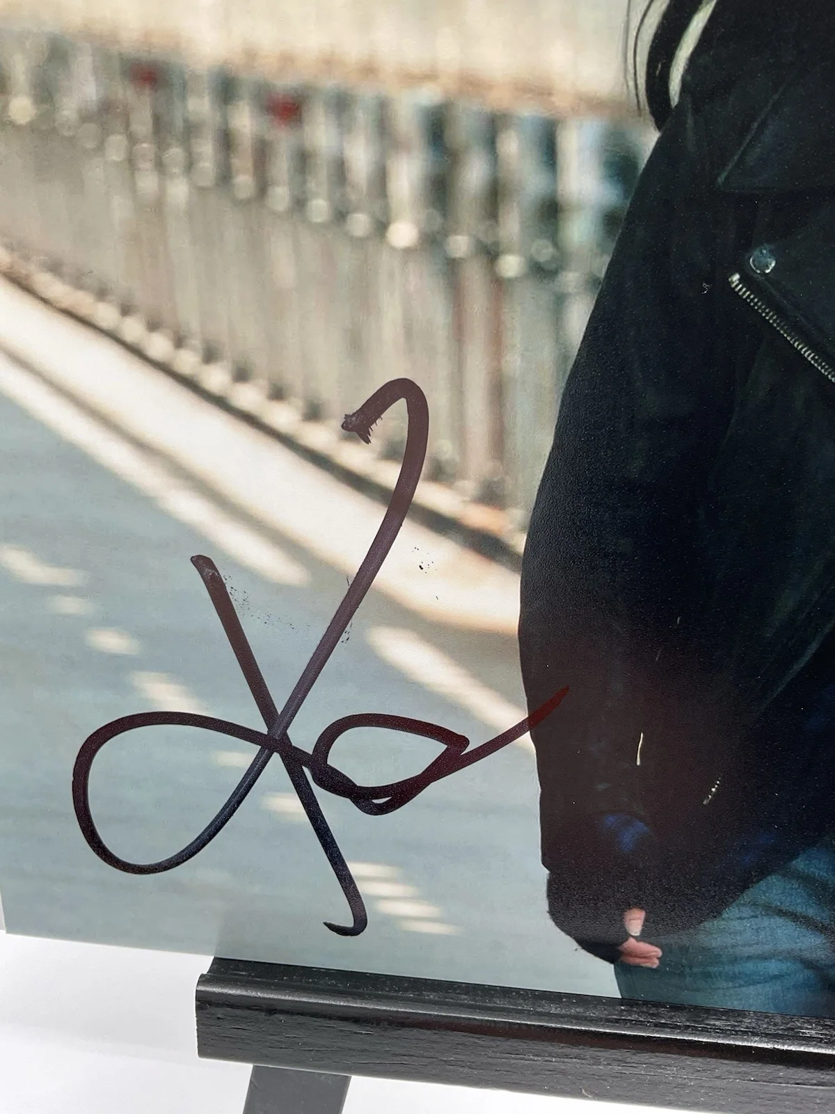 Krysten Ritter — Krysten Ritter signed 8x10 Jessica Jones signed photo Marvel signed photo SWAU, изображение 2