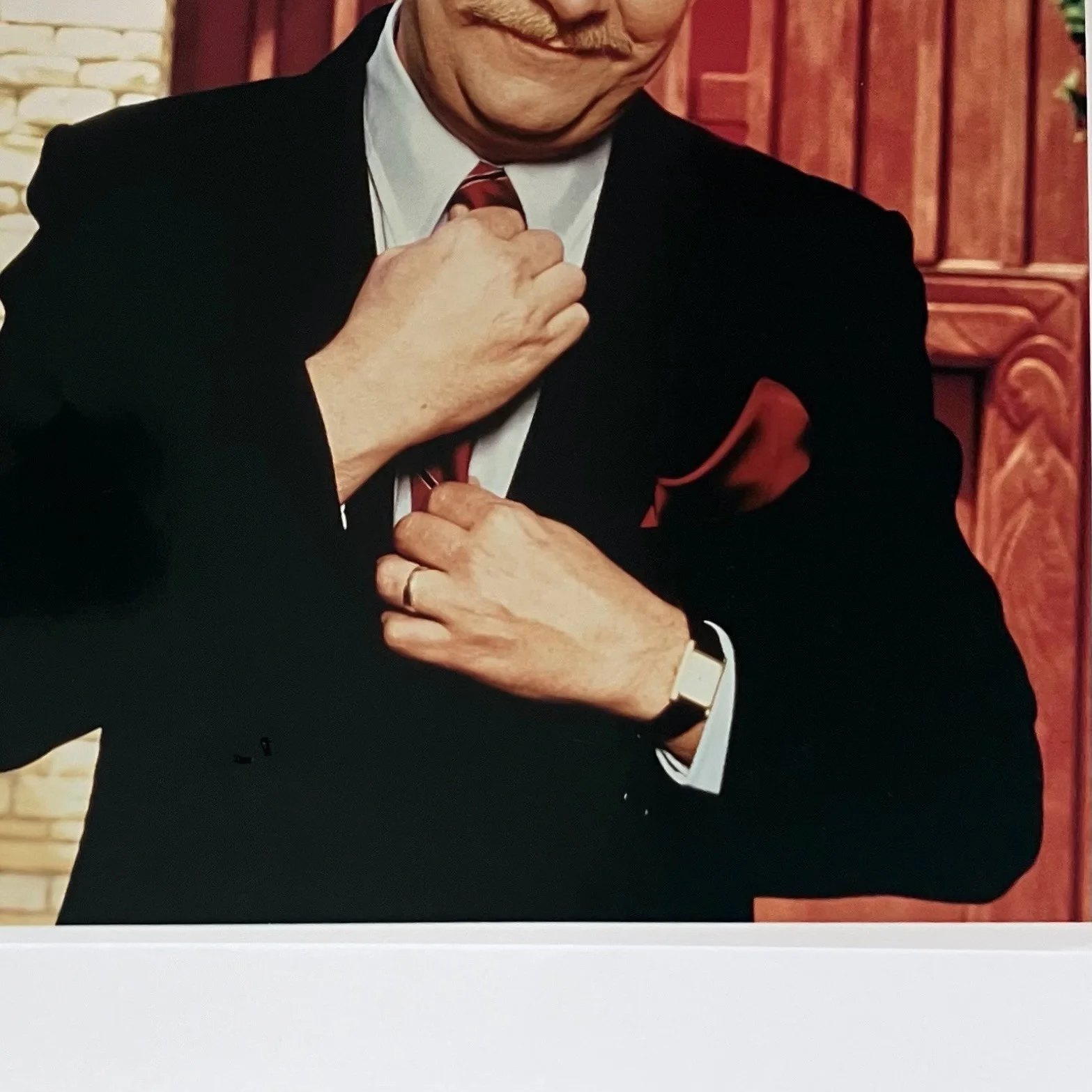 Martin Mull — MARTIN MULL Signed 8x10 Photo / ACTOR From ROSEANNE, Clue, TWO AND A HALF MEN, image 4