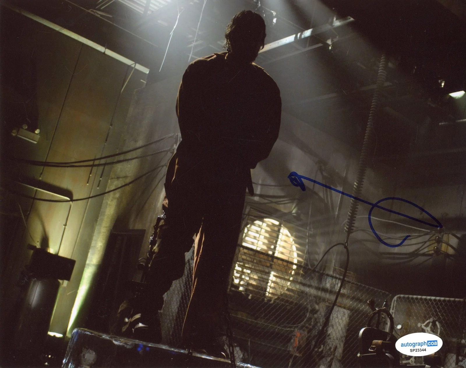 Donnie Wahlberg — Donnie Wahlberg "Saw IV" AUTOGRAPH Signed 'Eric Matthews' 8x10 Photo ACOA