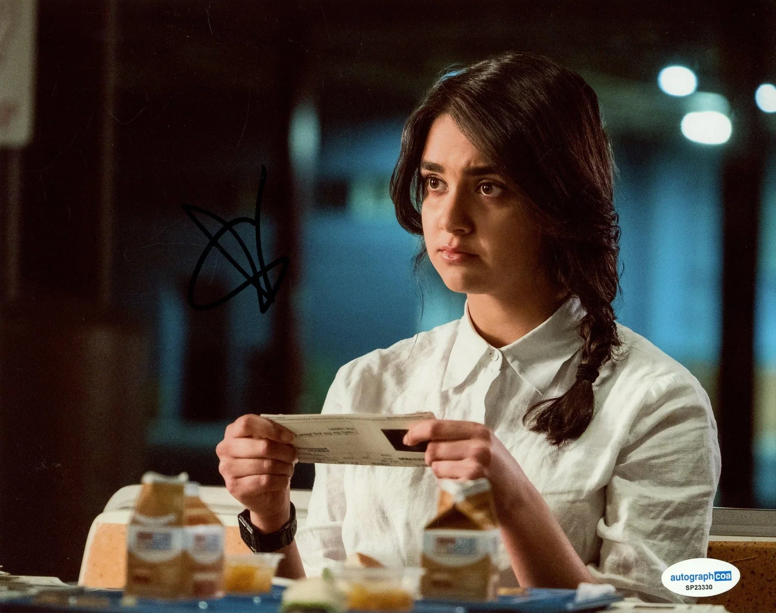Geraldine Viswanathan — Geraldine Viswanathan "Miracle Workers" AUTOGRAPH Signed Eliza 8x10 Photo C ACOA
