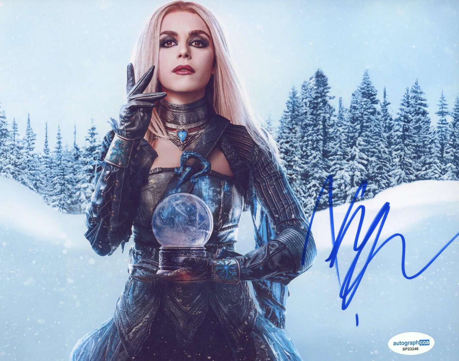 Kiernan Shipka — Kiernan Shipka "Red One" AUTOGRAPH Signed Autographed 'Gryla' 8x10 Photo ACOA