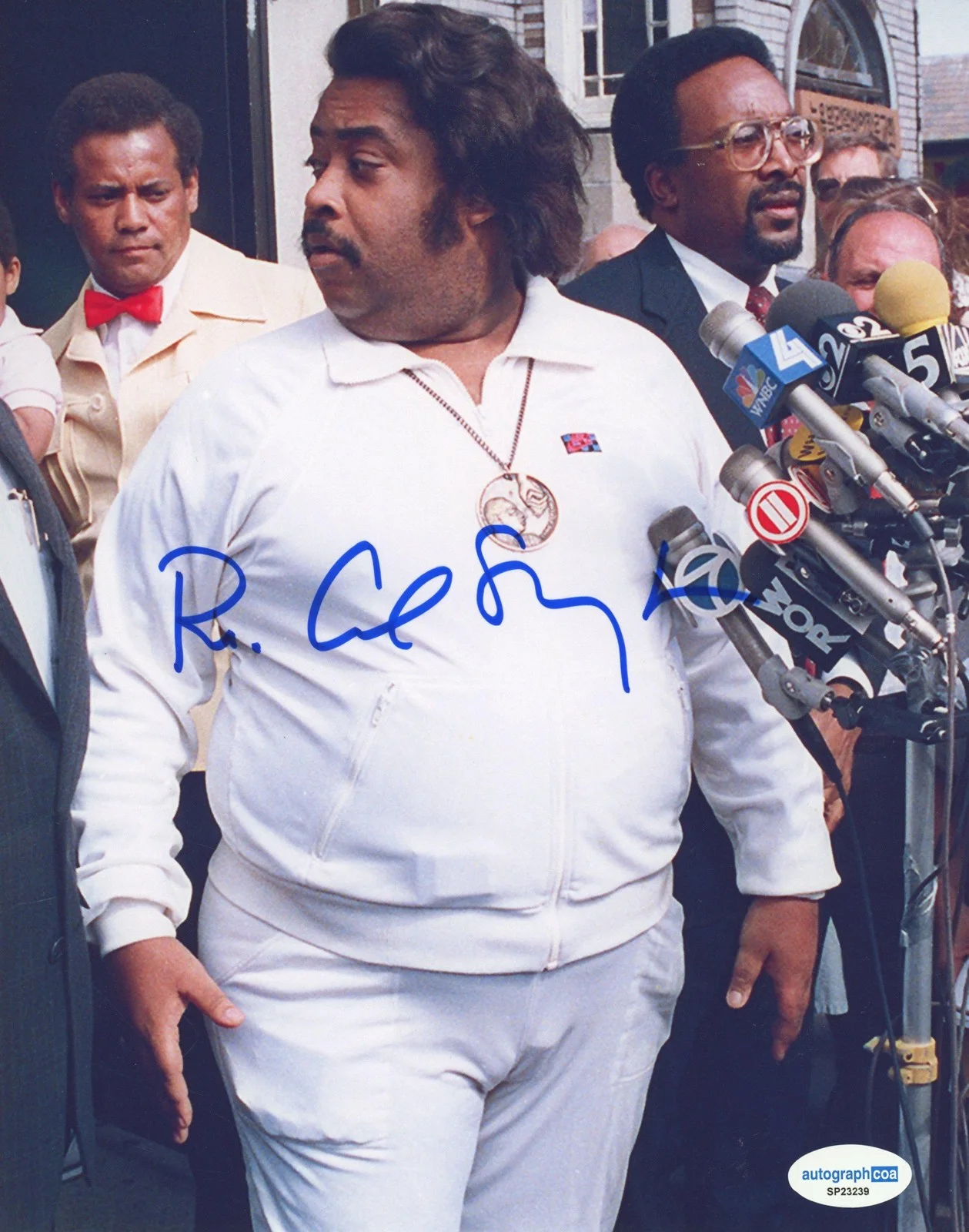 Al Sharpton — Reverend Al Sharpton AUTOGRAPH Signed Civil Rights Activist 8x10 Photo B ACOA