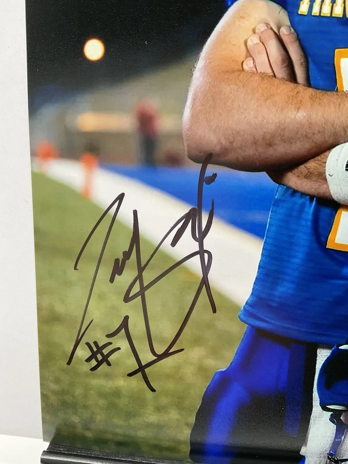 Zach Gilford — Zach Gilford signed 8x10 Friday Night Lights signed 8x10 Sexy signed photo SWAU, изображение 2