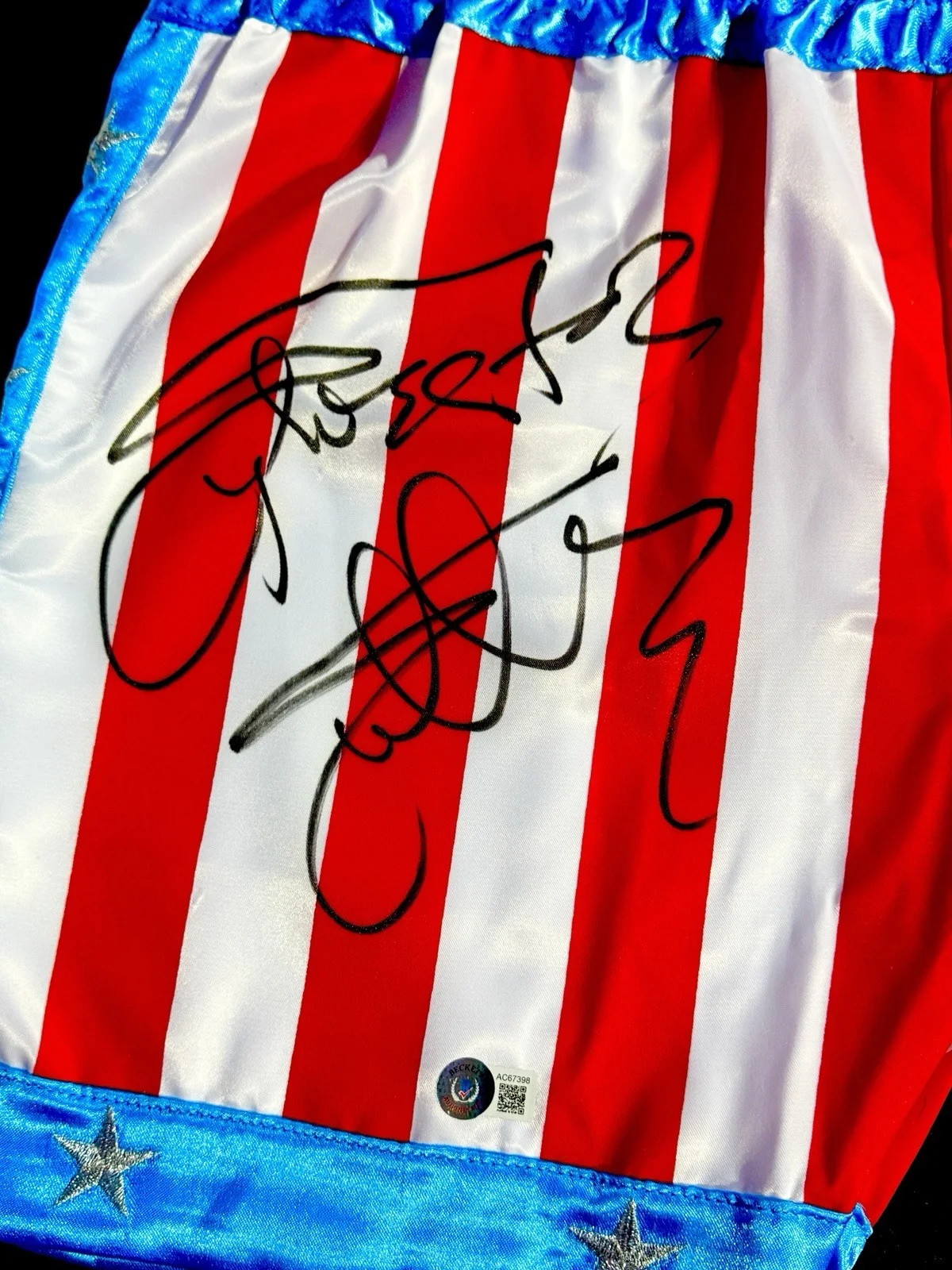 Sylvester Stallone, Dolph Lundgren — Sylvester Stallone Dolph Lundgren Signed Trunks Rocky IV Beckett And PSA COA, image 2