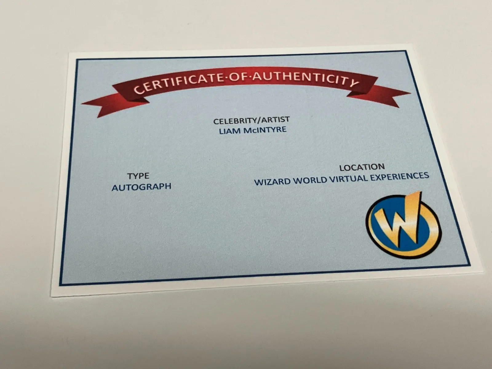 Liam McIntyre — Liam McINTYRE The Flash Star Hand Signed 8x10 Photo with Wizard World COA, изображение 3