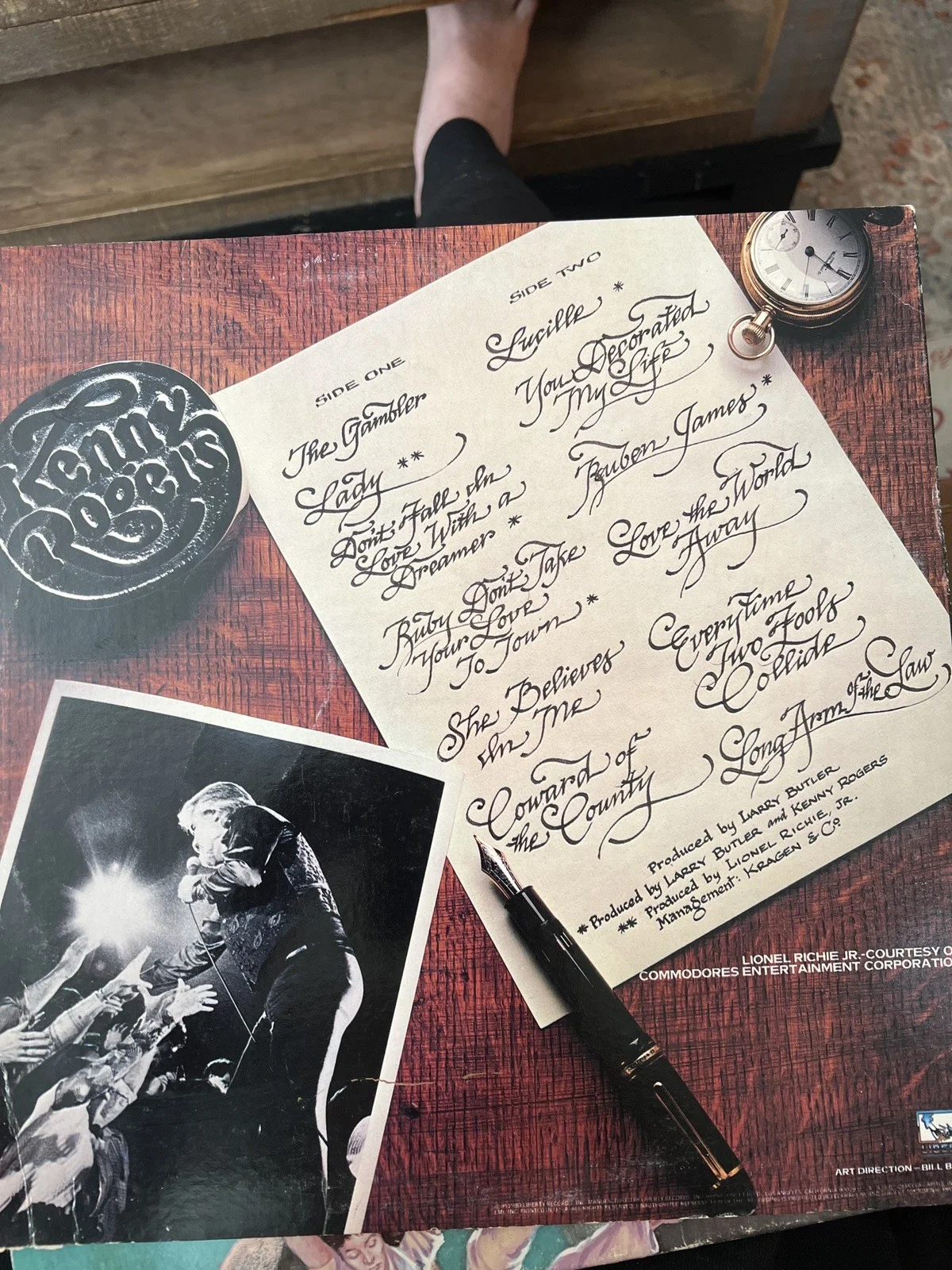 Kenny Rogers Signed Greatest Hits LP Vinyl Auto w/ COA InPersonAuthentics, image 3