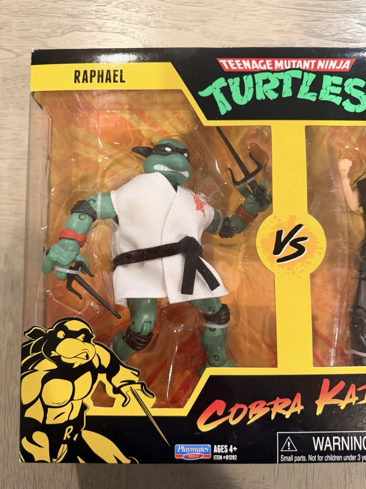 Martin Kove — John Kreese Martin Kove Signed COBRA KAI TMNT Dual Figures WWOC Sticker, изображение 3