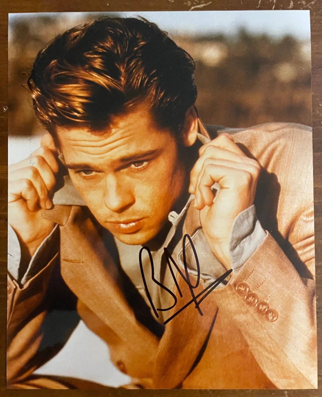 Brad Pitt — Brad Pitt Signed Autograph Signature 8x10 Color Glossy Photograph