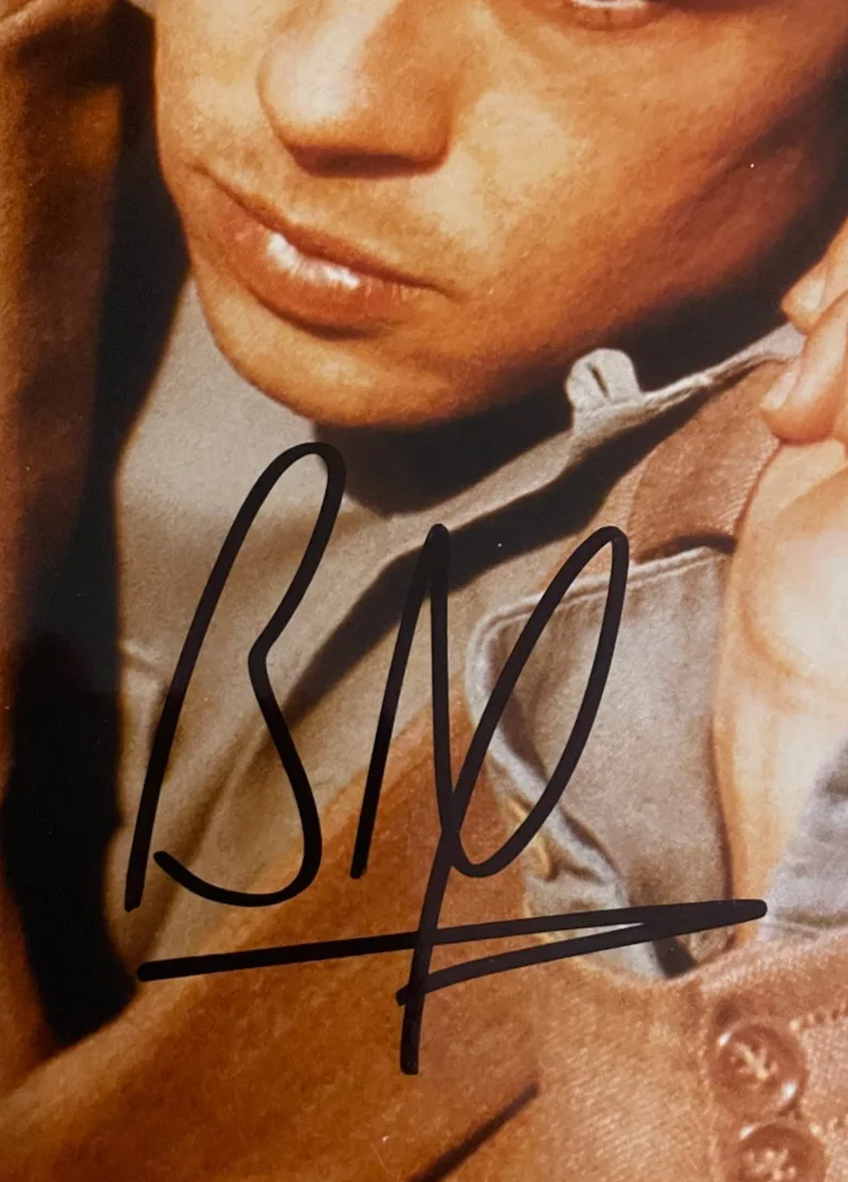 Brad Pitt — Brad Pitt Signed Autograph Signature 8x10 Color Glossy Photograph, изображение 2