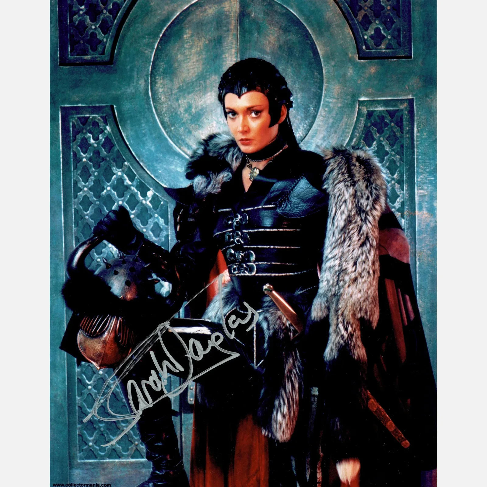 SARAH DOUGLAS autograph ACOA signed 8x10 photography CONAN — SARAH DOUGLAS autograph ACOA signed 8x10 photography CONAN