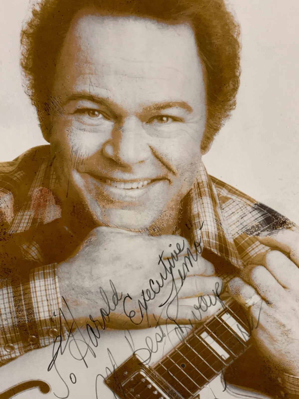 ROY CLARK — ROY CLARK - HAND SIGNED AUTOGRAPHED 11X8, image 3