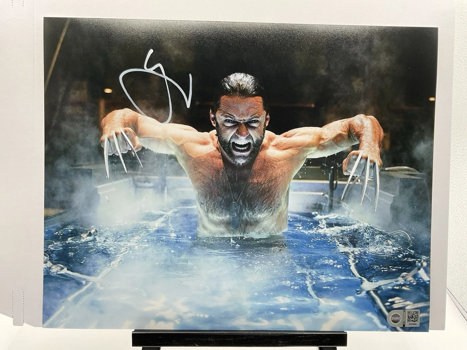 Hugh Jackman — Hugh Jackman signed 11x14 Wolverine signed 11x14 Hugh Jackman signed photo auto