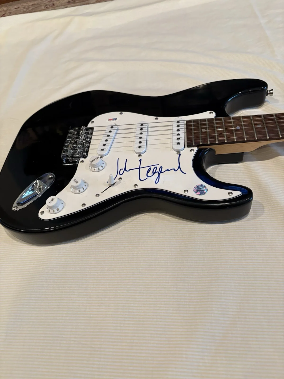 Signature Edition John Legend Signed Electric Guitar With Autograph Pros LLC COA, изображение 3