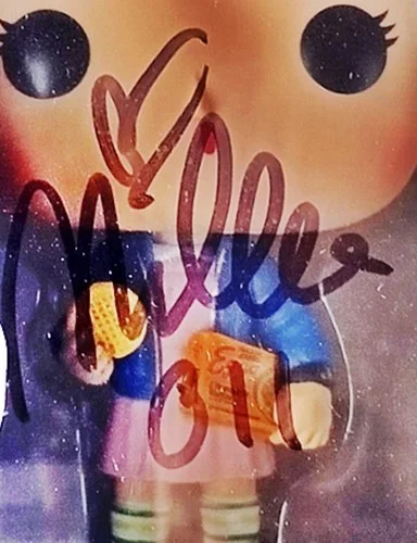 Millie Bobby Brown — Millie Bobby Brown Signed 11 Stranger Things Funko Pop 421 Slabbed PSA Authentic, image 3