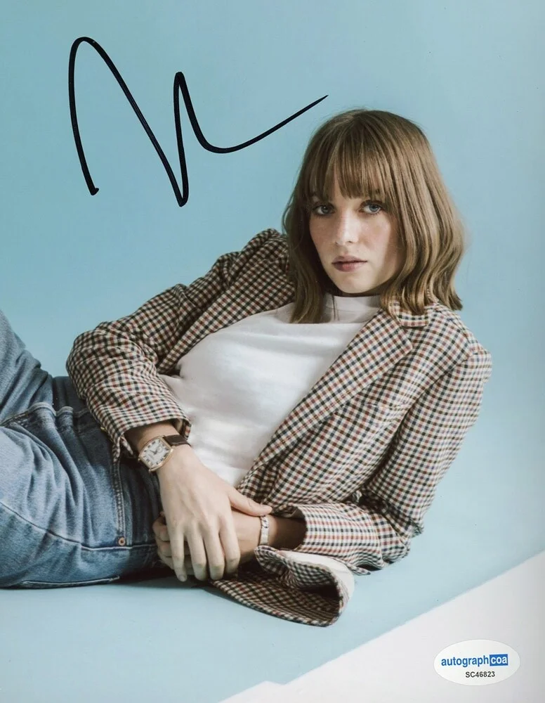 Maya Hawke — Maya Hawke signed 8x10 Photo STRANGER THINGS Proof SEXY b Robin Buckley ACOA COA, image 4