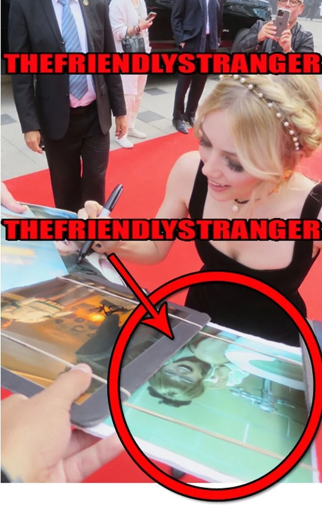 GRACE VAN DIEN — Grace Van Dien signed "STRANGER THINGS" 8x10 Photo a EXACT PROOF Chrissy ACOA, image 3