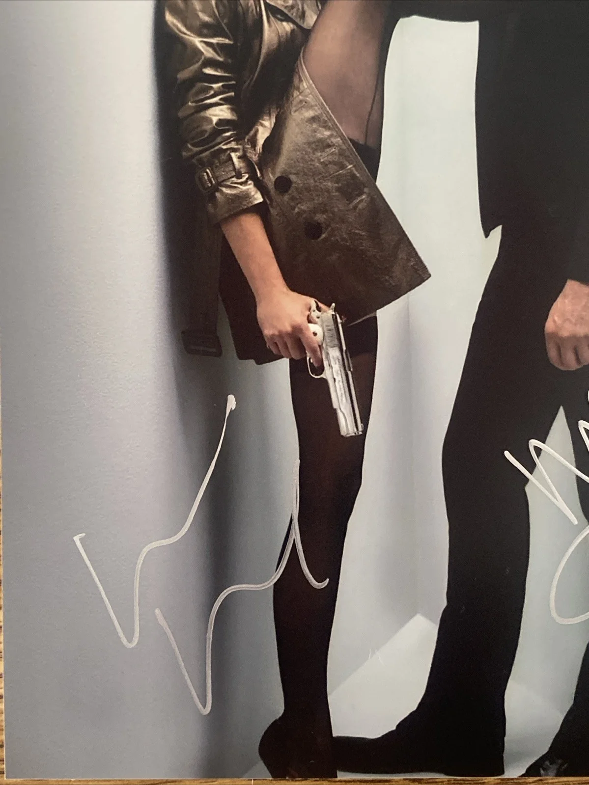 Keri Russell, Matthew Rhys — Keri Russell & Matthew Rhys Autographed 8x10 GQ Photo The Americans, изображение 2