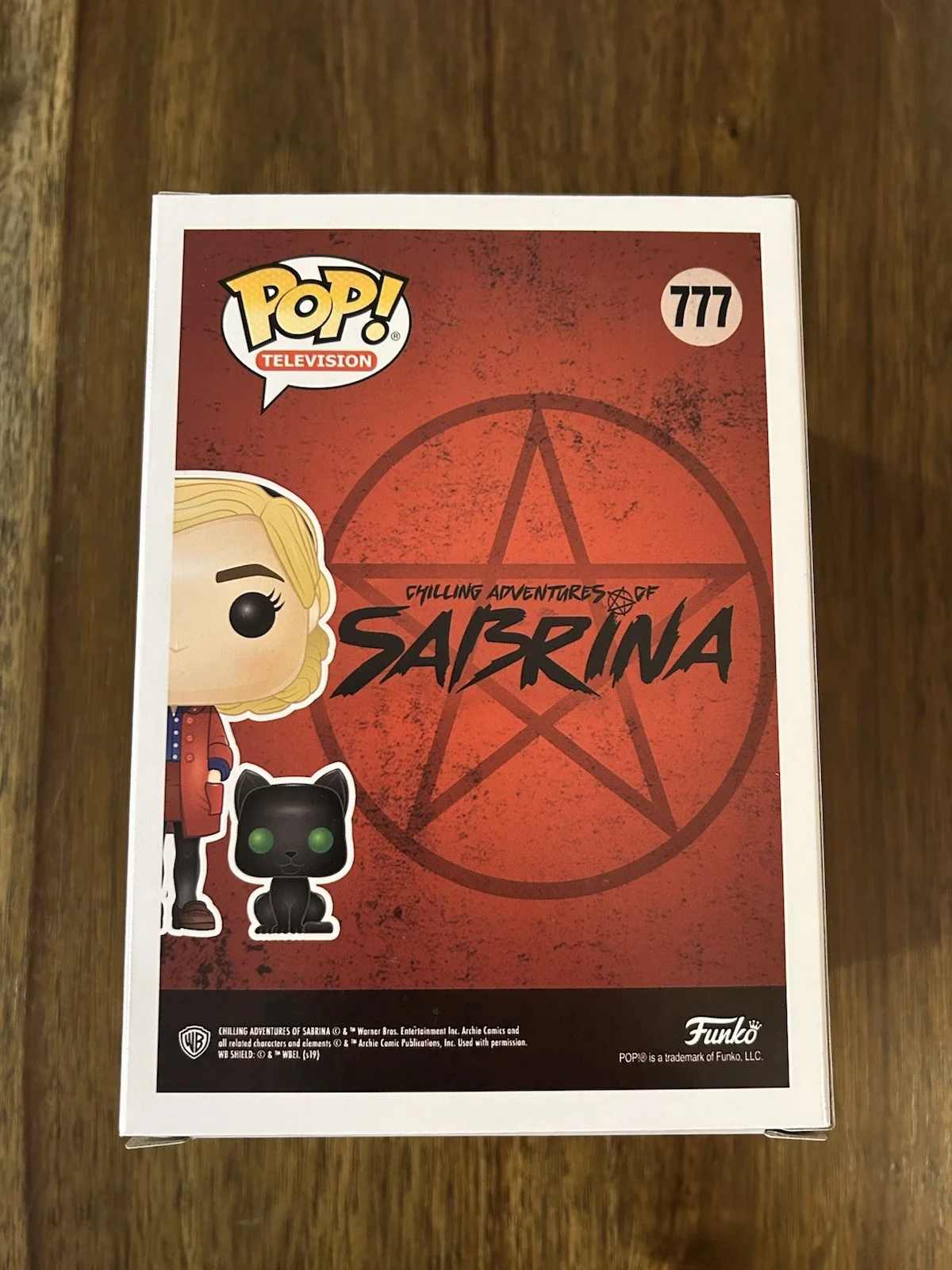Kiernan Shipka — Kiernan Shipka ‘The Chilling Adventures Of Sabrina’ Signed Funko Pop Beckett, изображение 3